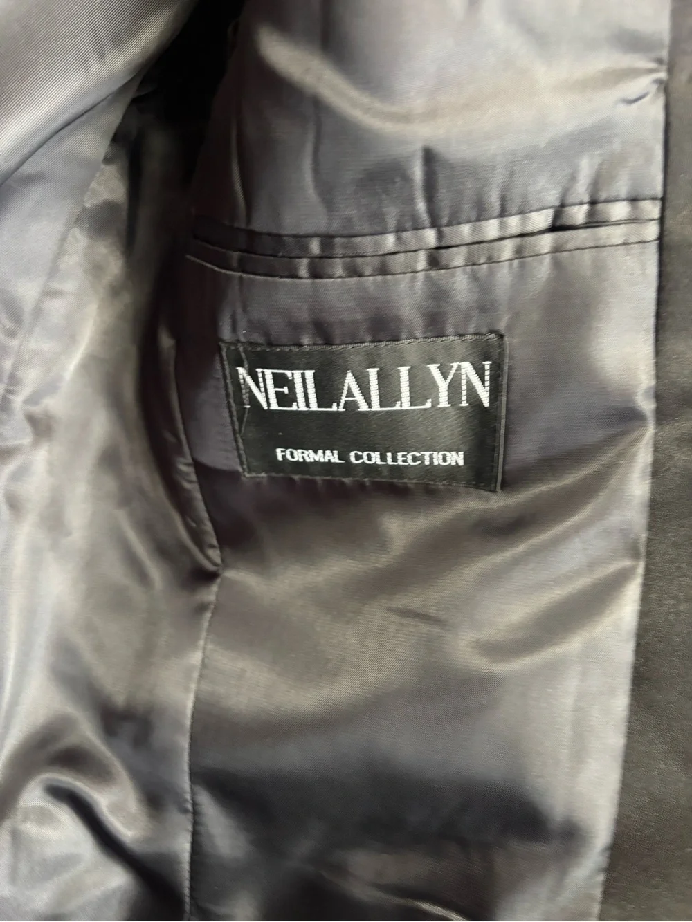 Neil Allyn Formal Collection Black Tuxedo Jacket 34R Slim Fit